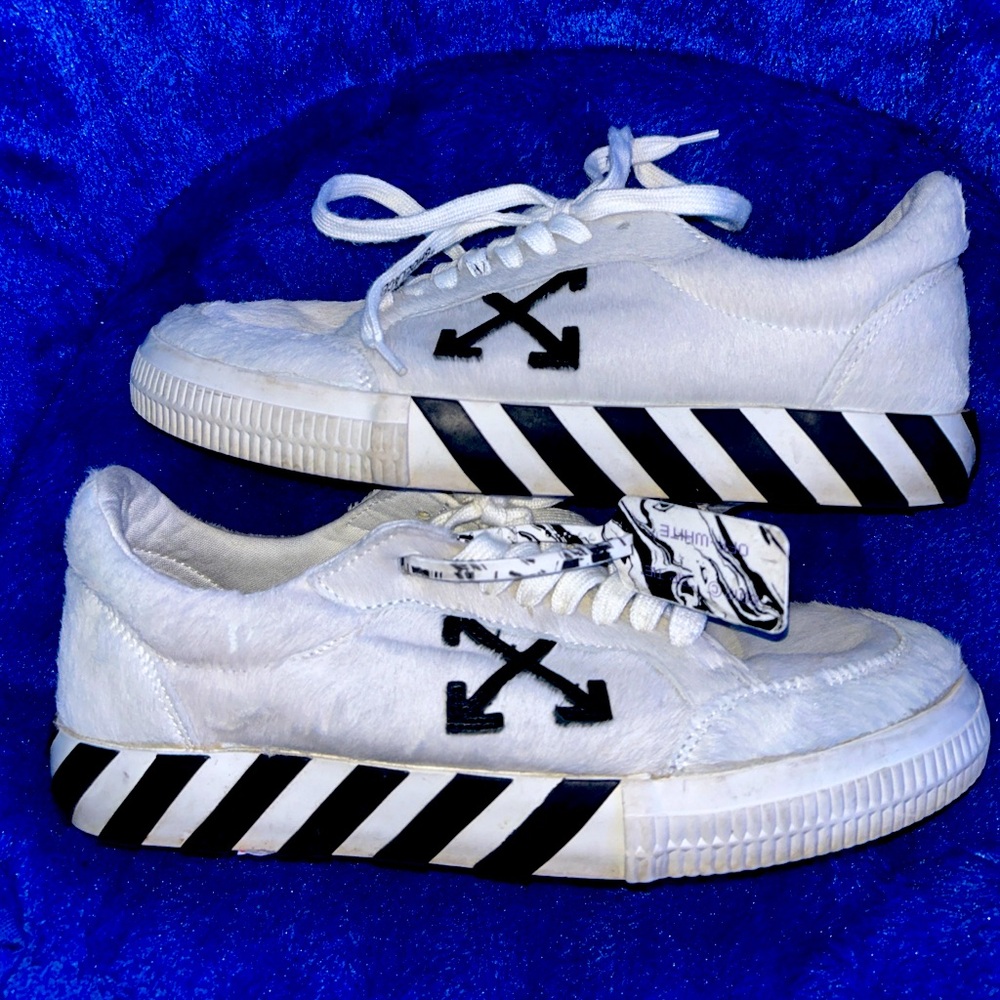 Off-White Sneakers